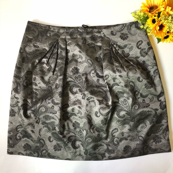 Brooks Brothers Dresses & Skirts - Brooks brothers gray Paisley print skirt size 12